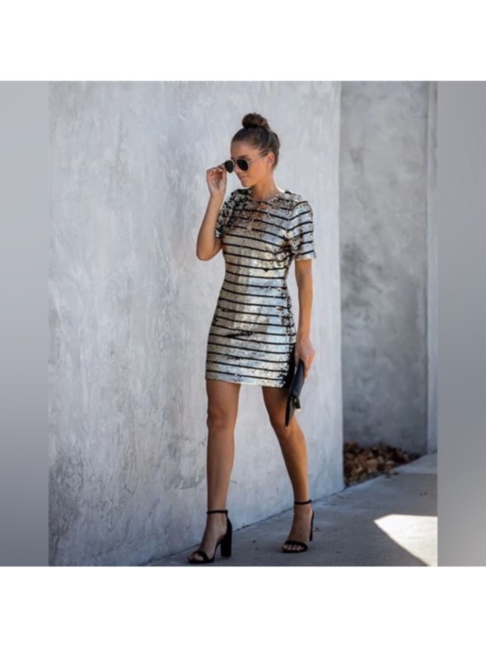 Vici Sequin Dress Womens Small Queen Bee Gold Black Stripe Mini Cocktail B17